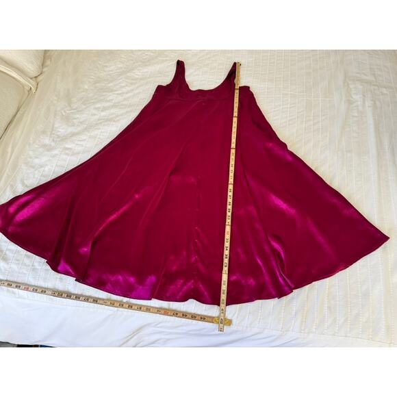 New York & Company Size 6 Women’s Magenta Satin Dress Fit & Flare Sleeveless - Picture 5 of 6